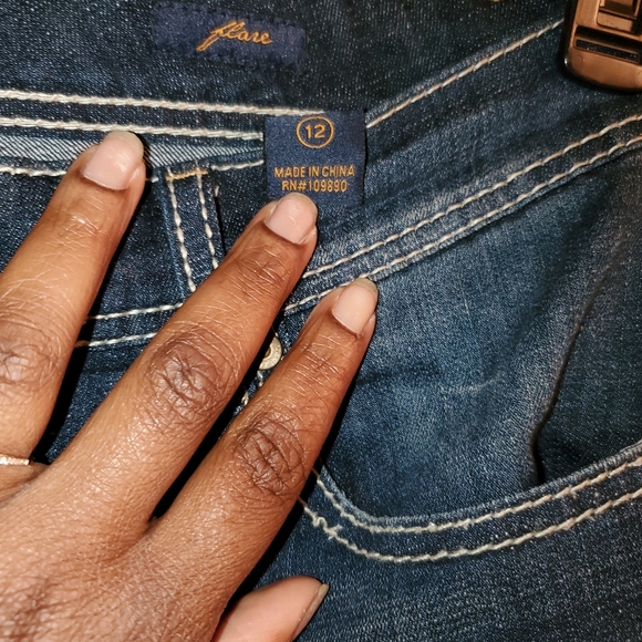 Seven7 Flare Jean's!!!! - Picture 3 of 5